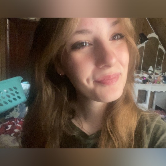 Meet your Posher, Isabella - Picture 5 of 13